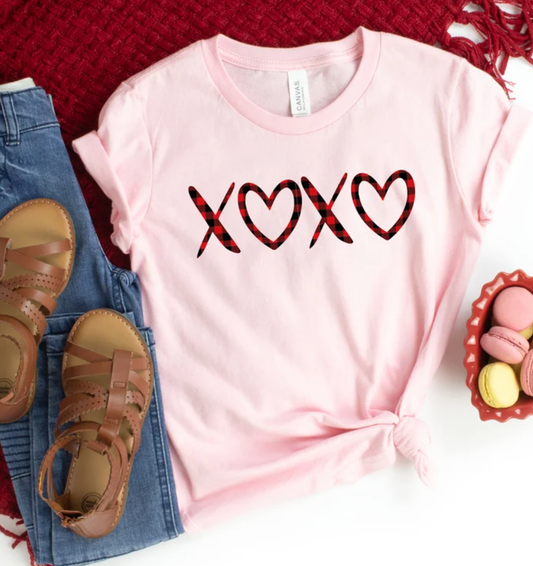 XOXO on Pink